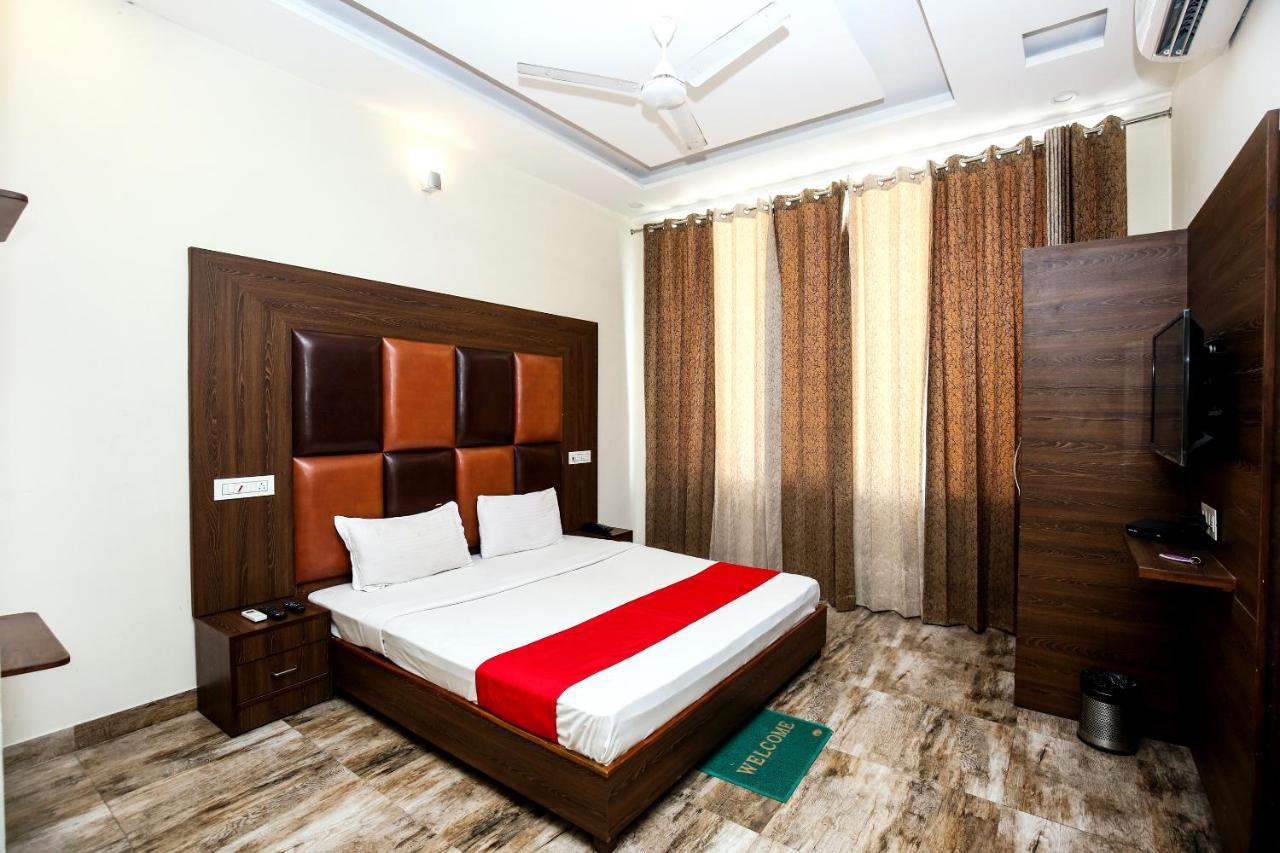 Hotel Woodcrest Zirakpur Chandigarh - Luxury Rooms Exterior foto